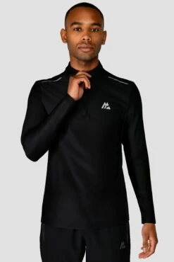 Charge 1/4 Zip - Black -Sports Clothing Store 1 4Zip Black CloseFront2