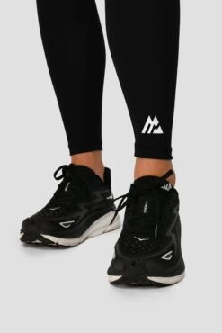 Icon Contrast Legging - Black/Neon Pink/Fiery Orange -Sports Clothing Store ICON CONTRAST LEGGING BLACK NEON PINK FIERY ORANGE logo detail