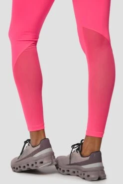 Icon Full Length Legging - Neon Pink -Sports Clothing Store IconFullLengthLegging NeonPink Legdetail