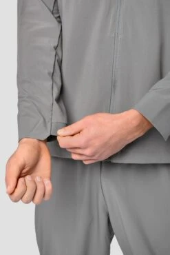 Lumos Jacket - Cement Grey -Sports Clothing Store Lumosjacket CementGrey Sleevedetail