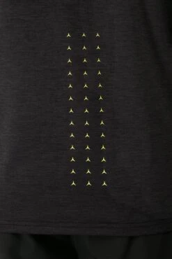 MTX Run Vital T-Shirt - Black -Sports Clothing Store MTX RUN VITAL TEE BLACK backdetail