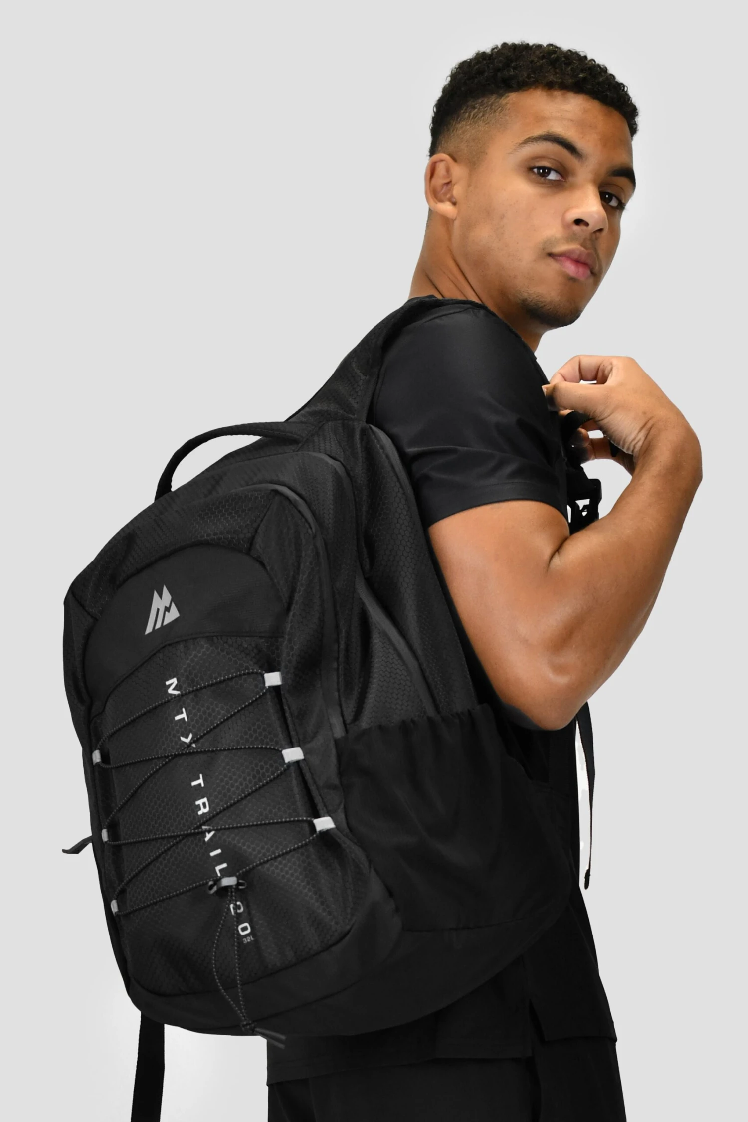 MTX Trail 2.0 32L Backpack - Black/Cement Grey 2 MTX Trail 2.0 32L Backpack - Black/Cement Grey - Image 2
