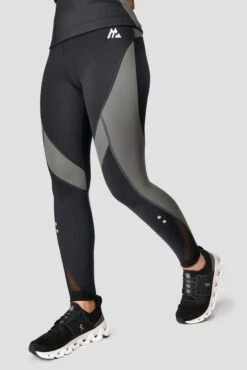 Power Panelled Legging - Black/Dark Slate Grey -Sports Clothing Store POWERPANELLEDLEGGING Black DarkSlate side