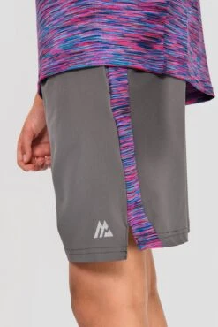 Junior Trail Panel Short - Dark Grey/Navy/Pink -Sports Clothing Store TRAIL PANEL SHORT CEMENT GREY MIDNIGHT BLUE SHOCKING PINK logo detail
