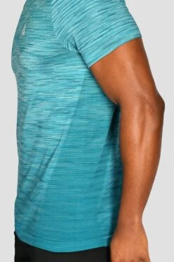 Trail Seamless T-Shirt - Neon Blue/Maya Blue -Sports Clothing Store TRAIL SEAMLESS TEE NEON BLUE MAYA BLUE Seamless detail